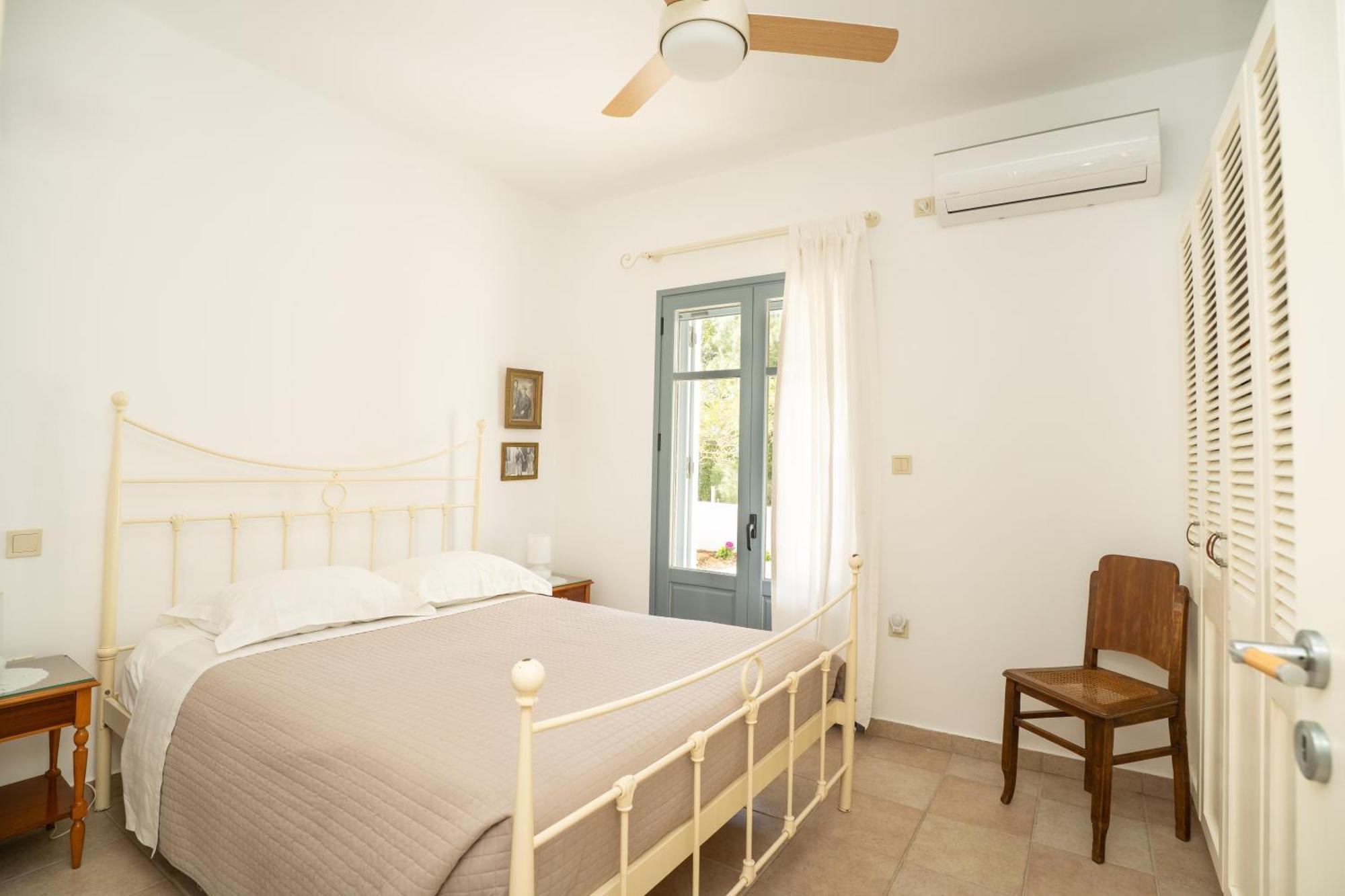Semini Villa Myrties Eksteriør billede